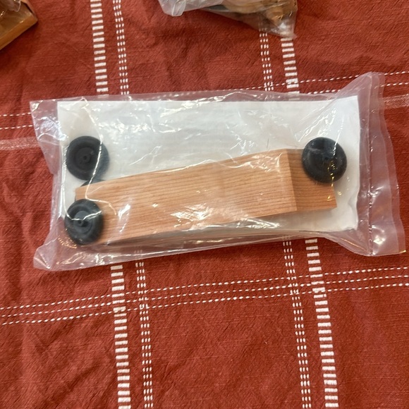 Kids building craft kits sets Home Depot Lowe’s planter box car napkin holder - Picture 9 of 9